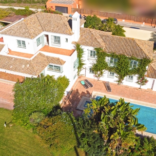 Villa en venta en Vistahermosa, Cádiz